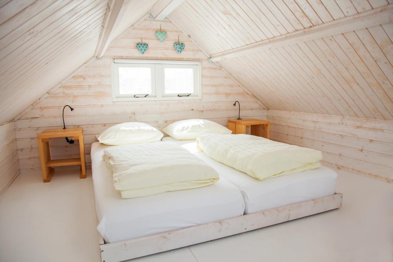 Surf En Beach Strandhuisjes Katwijk aan Zee Екстер'єр фото